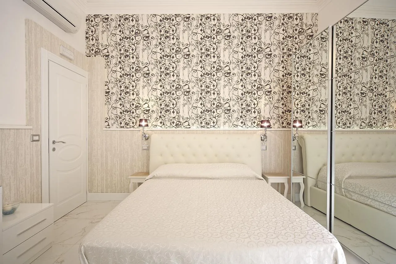 ***  Bed and Breakfast La Dimora Del Marchese Catania Italia