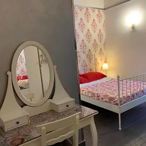 Bed and breakfast Canova, Catania